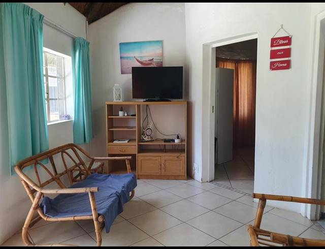 2 BEDROOM TOWNHOUSE FOR SALE IN WOODGRANGE